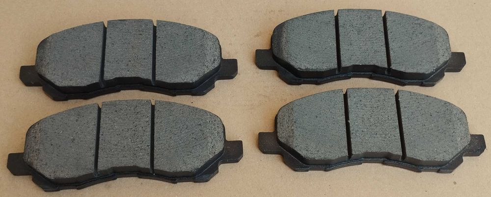 Колодки тормозные • Mitsubishi Lancer 9 • Передние