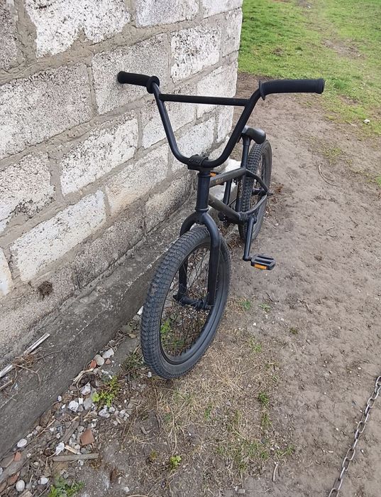 Велосипед BMX REVOLT (трюковий)