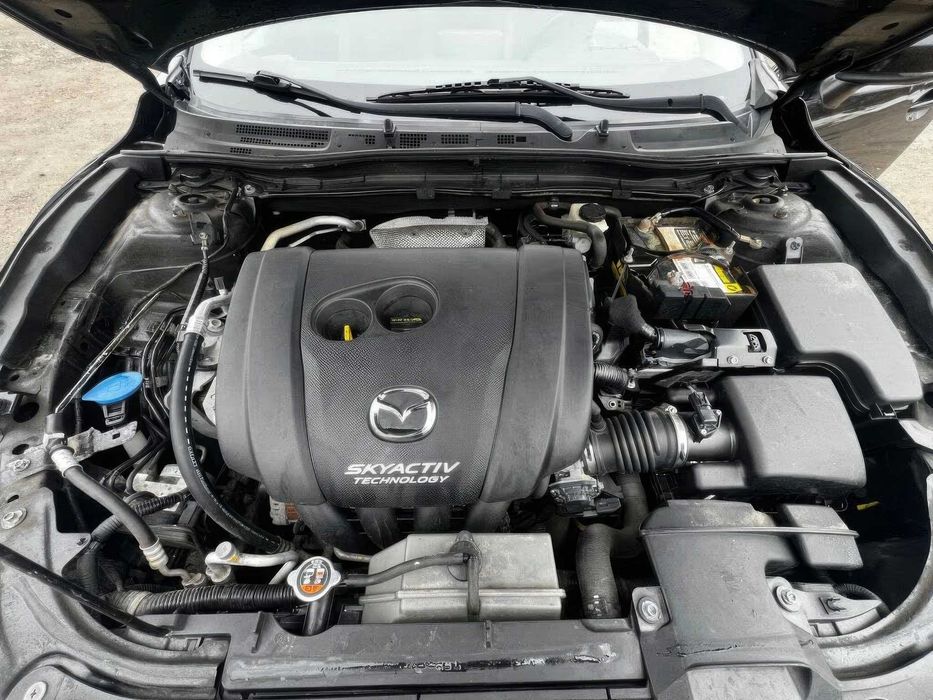 Mazda 3 Grand Touring      2017