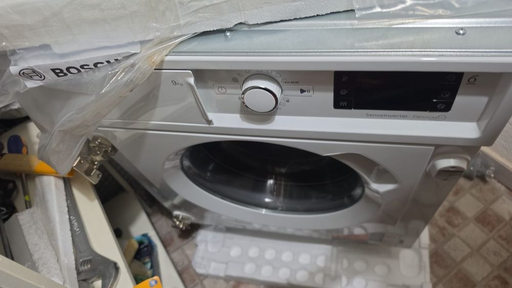 Wirhpool máquina de lavar 8Kg .Nova, zona Lisboa