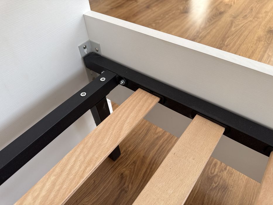 Ліжко спальне з ламелями, каркас металевий (кровать) 1.2 на 2м