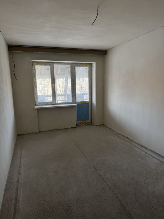 Продам 3-х кімнатну квартиру смт. Семенівка, Полтавська область