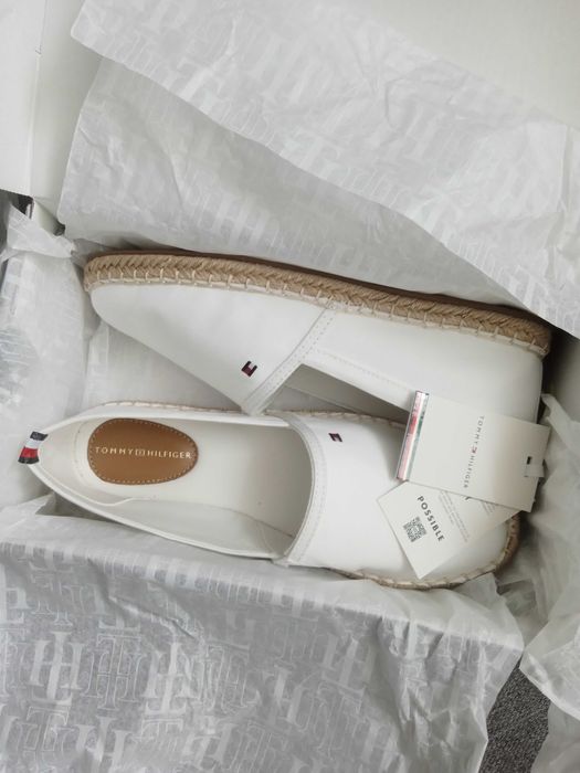Oryginalne buty espadryle Tommy Hilfiger ecru białe