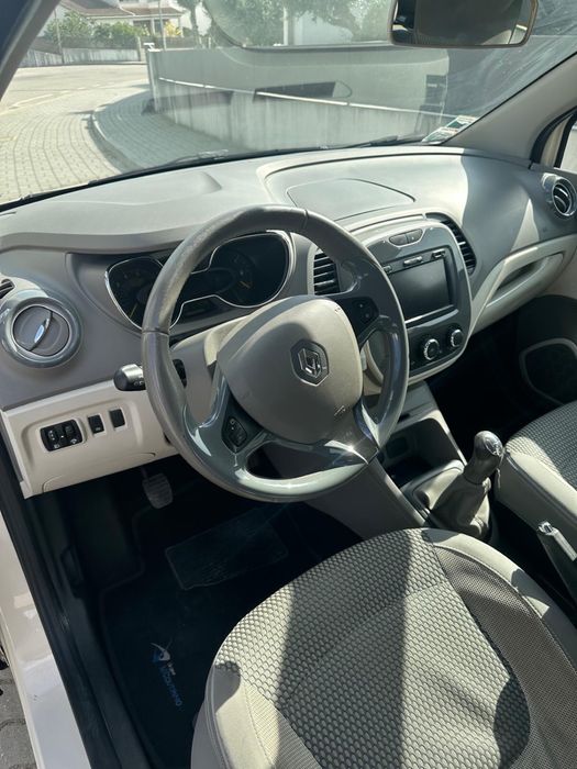 Renault Captur Bege – Muito bom estado — photo 2