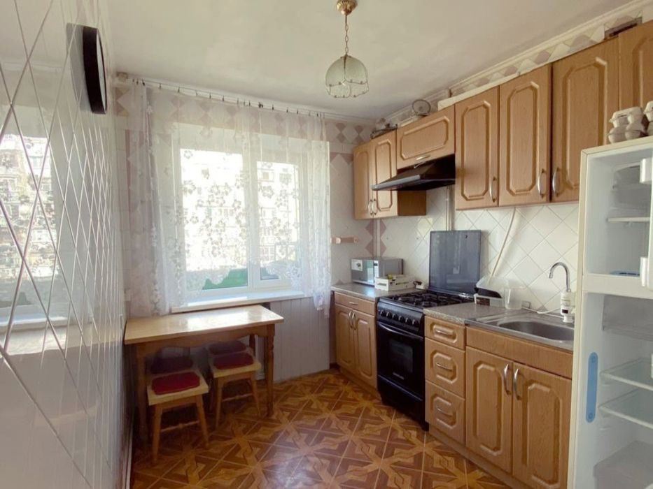 Продам 3-к. чешку в центре