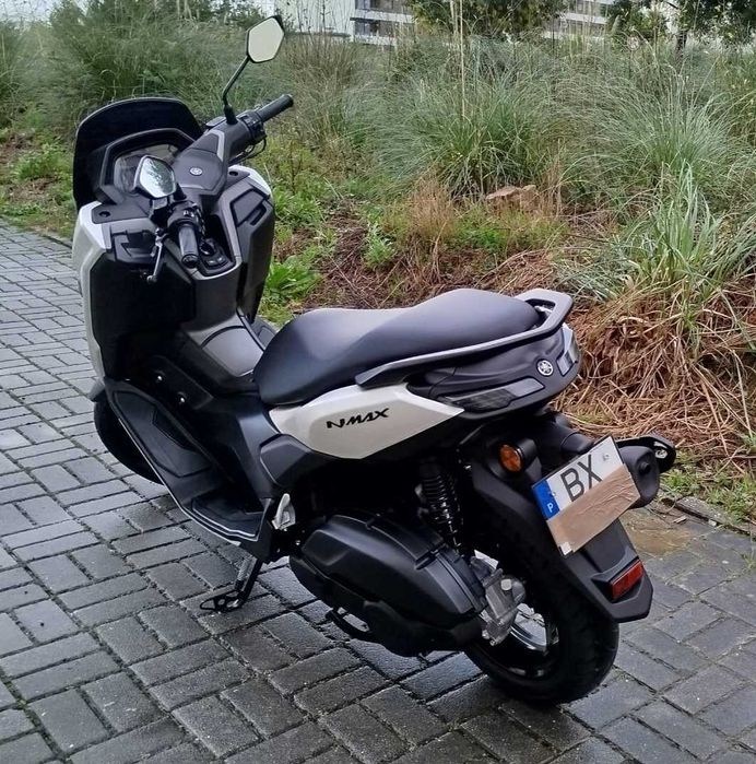Yamaha Nmax 125 de 2025 só 900kms
