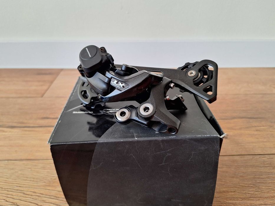 Nowa Przerzutka tylna SHIMANO Deore XT RD-M8000 gravel