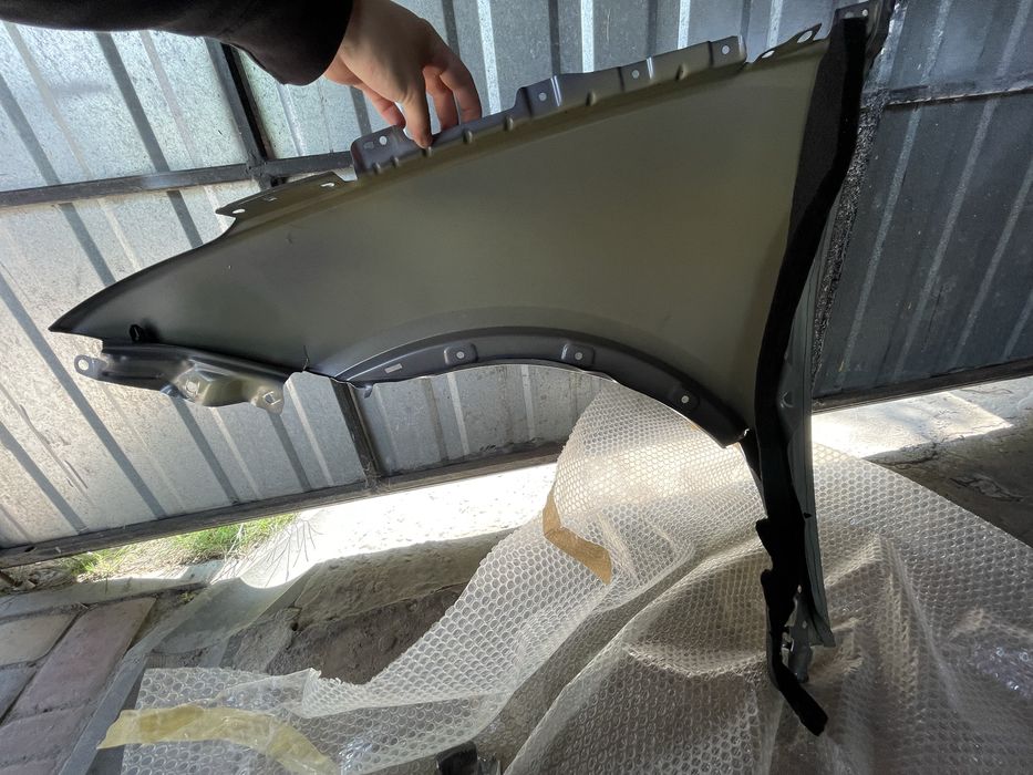 Крило переднє праве Chevrolet Bolt EV 22-23