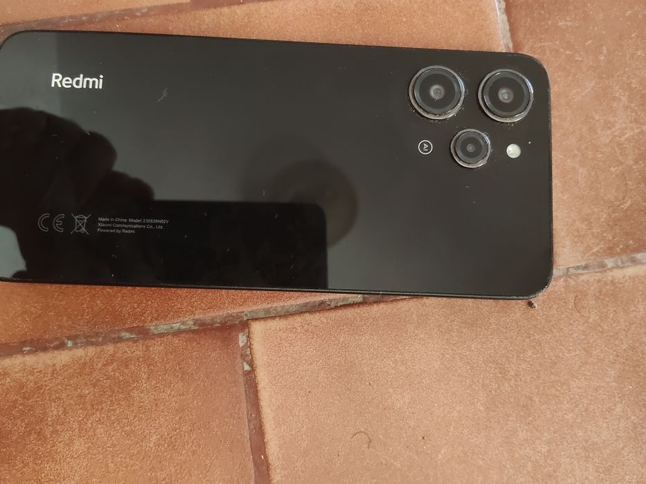 Xiaomi Redmi 12 – 128GB – Android 15 (HyperOS)