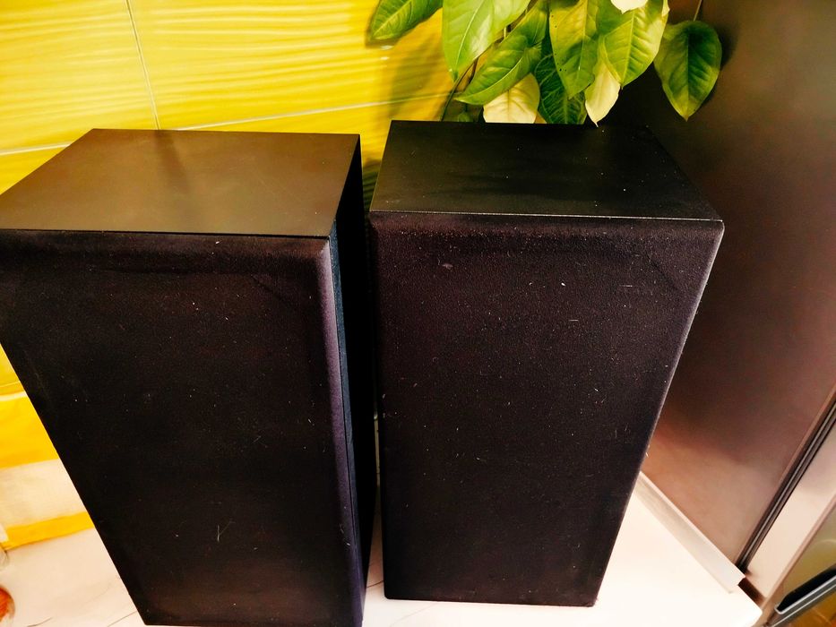 Solidne kolumny głośnikowe 
SKART 140W/8ohm