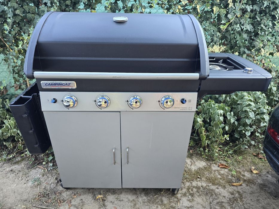 Grill gazowy Firmowy Stan Bardzo Ładny. GRIL GAZOWY  OKAZJA