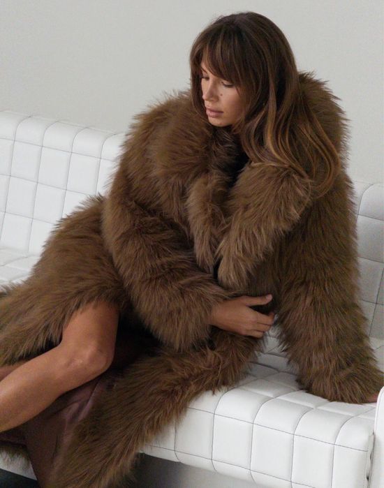 Шуба повної довжини з екохутра Yak, Rikky Hype — коричнева