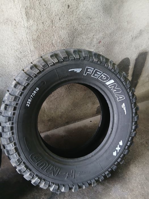 Pneus fedima 235 /70 /R16