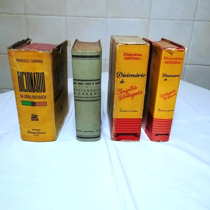 Dicionários diversos