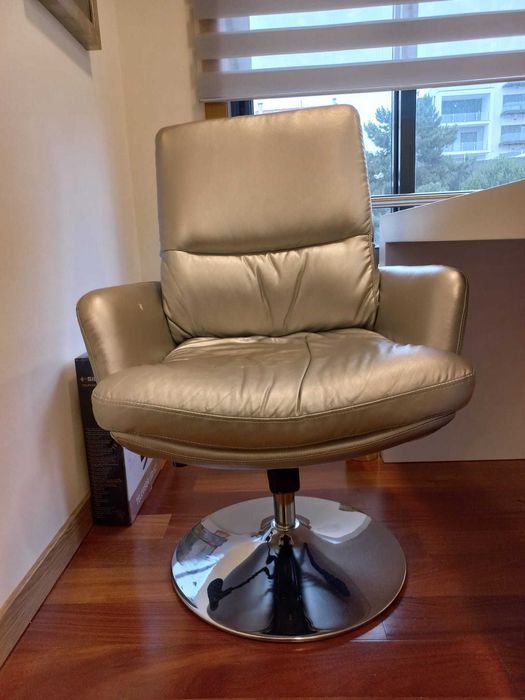 Cadeira de escritório prateada