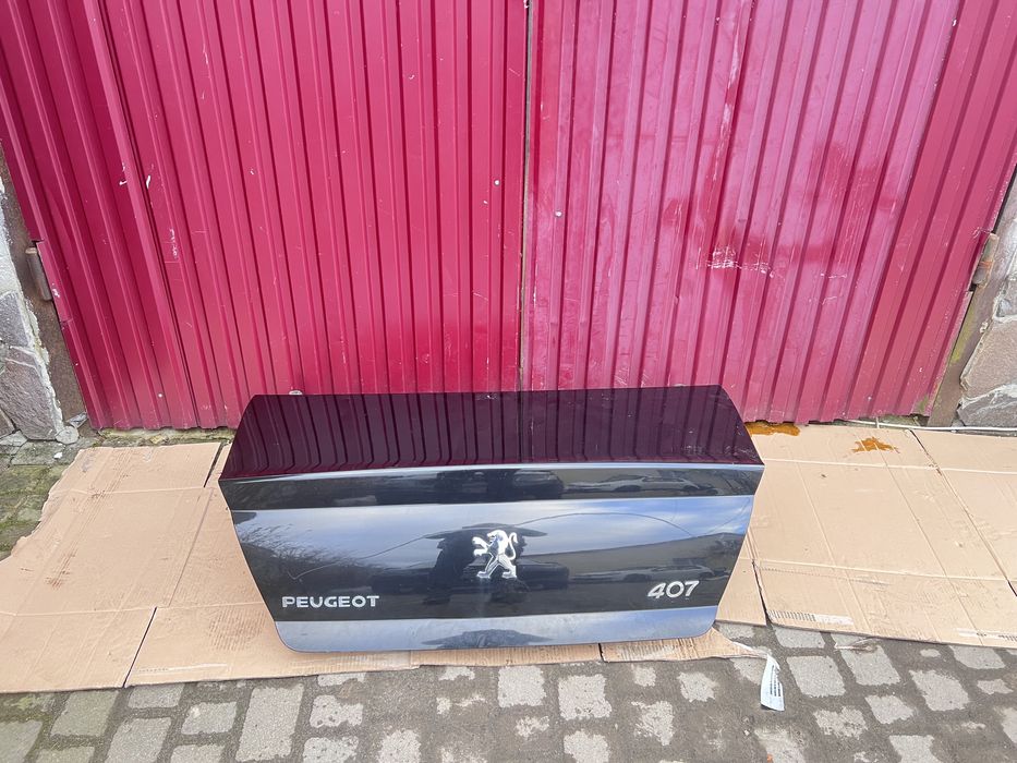 Кришка багажника задня ляда кляпа Peugeot 407 Пежо 407