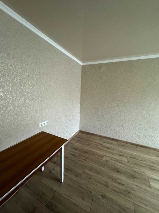 Кімната в гуртожитку з ремонтом Південно-Захід