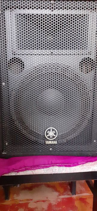 KOLUMNY YAMAHA BR12  300W