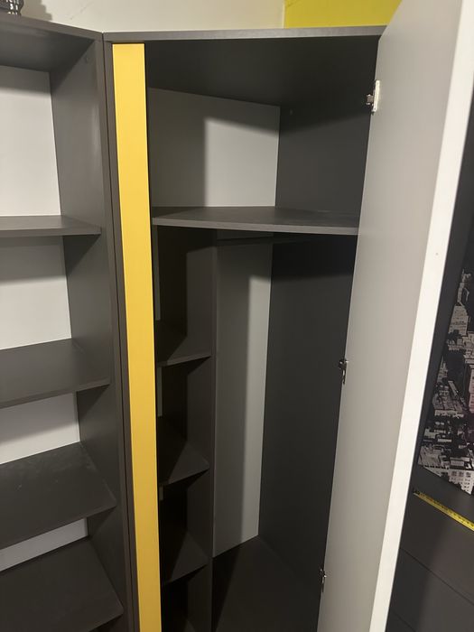 Komplet mebli dla nastolatka