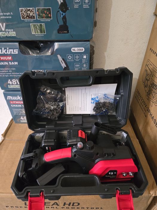 Motoserra 12” com 2 baterias