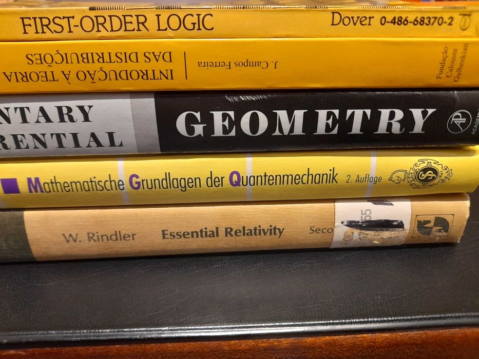 5 livros Matemática/Física/Lógica avançados