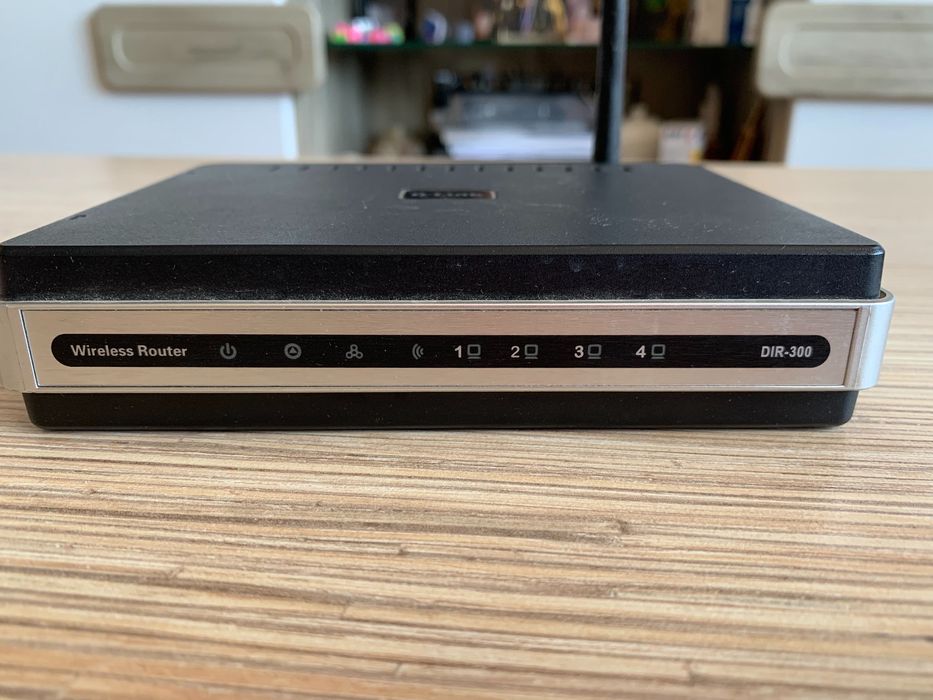 Router D-Link model DIR-300 używany
