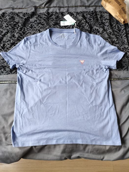 Guess T-shirt / Slim Fit