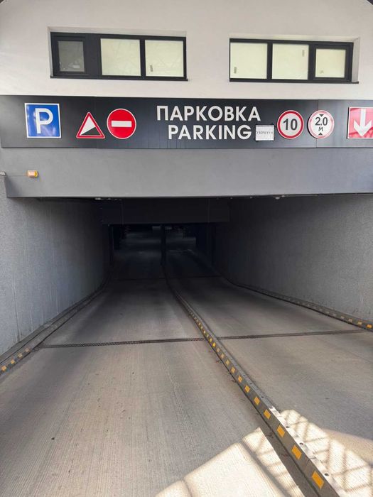 Оренда паркомісця ЖК Липки