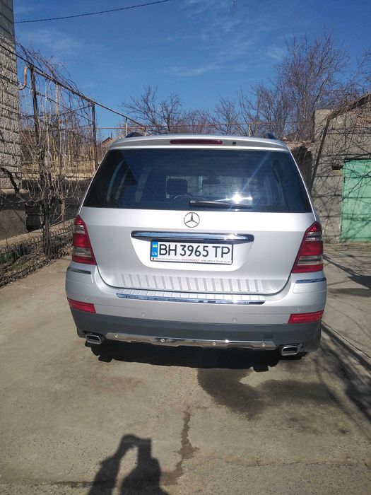Автомобиль  Мерседес