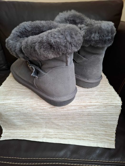 Buty szare ocieplane z kożuszkiem typ EMU nowe pasek zamsz rozmiar 41