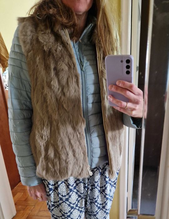 Colete de pele de coelho tratada  S