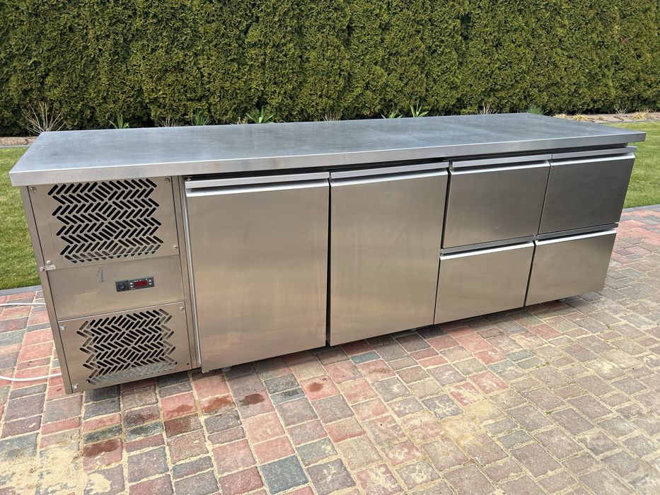 Stół chłodniczy GORT 231cm