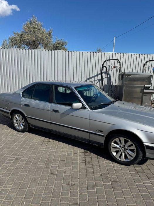 BMW 5 e34 1995г. 2.0 бензин