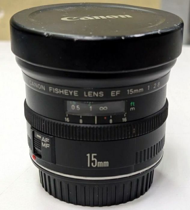 Об'єктив Canon EF 15  f/2.8 fisheye