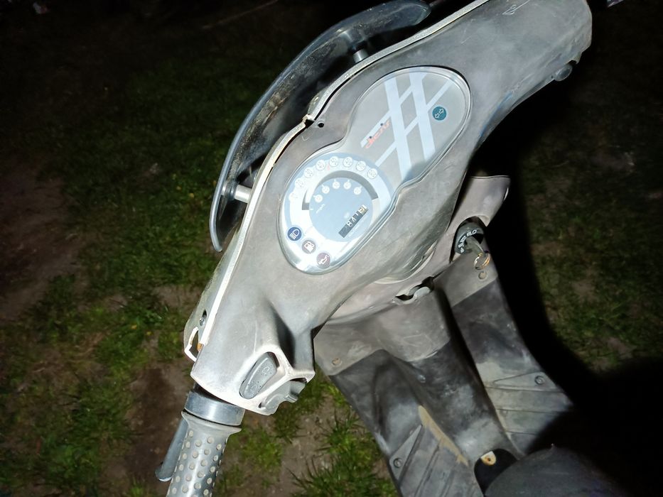 Piaggio diesis na części 50 2t