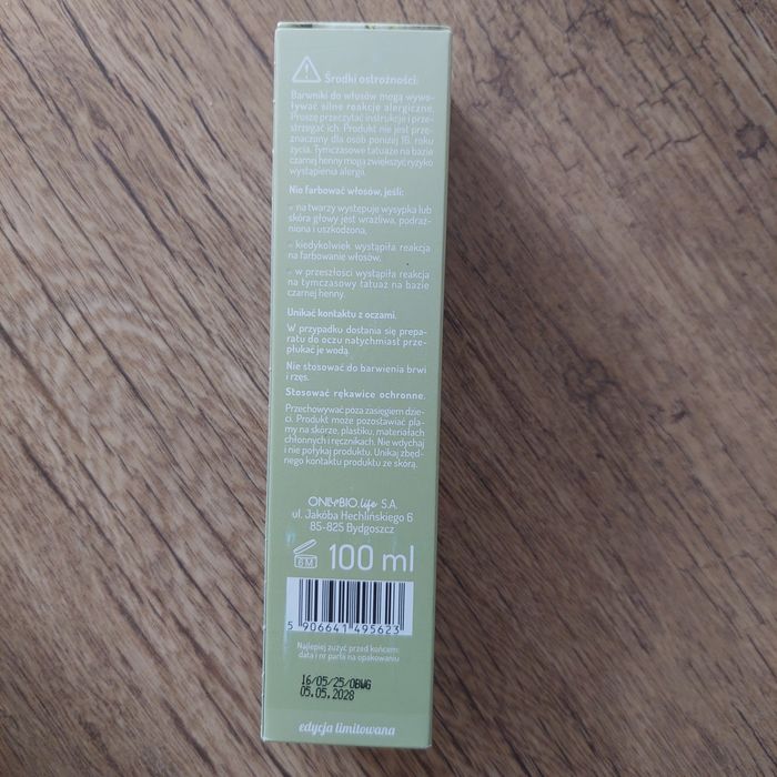 Toner pistacjowy