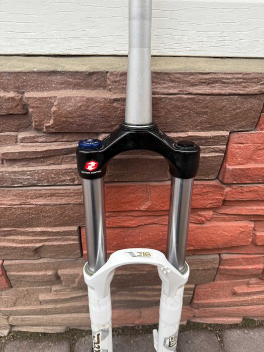 Rock Shox Domain 318 180mm (Шток 20.7см)