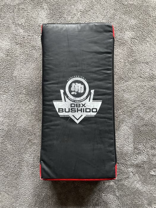 Tarcza do sportów walki DBX BUSHIDO XXL