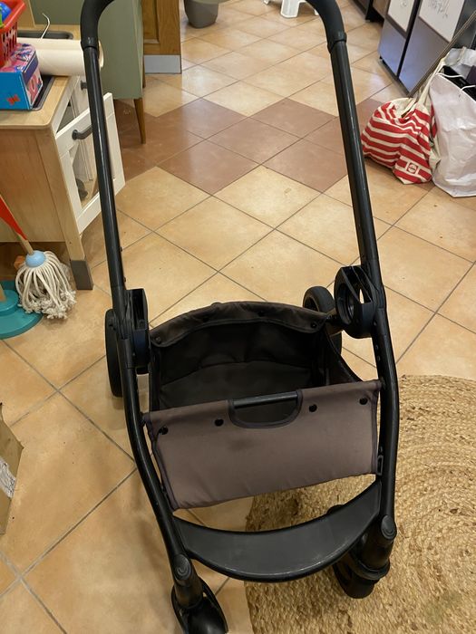 Trio urban da chicco com marcas de uso