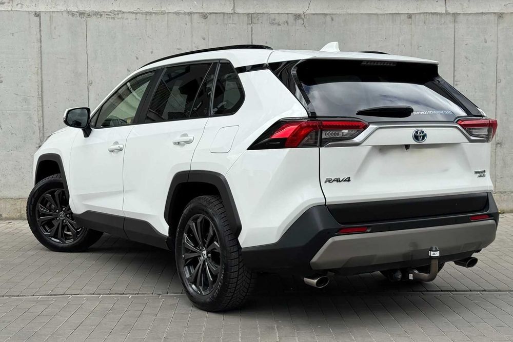 Продам Toyota RAV4 2.5 Hybrid Comfort 4x4 2022 2.5