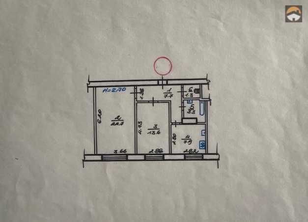 Продається 2-х кімнатна сталінка в Центрі  "Будинок зі Шпилем"