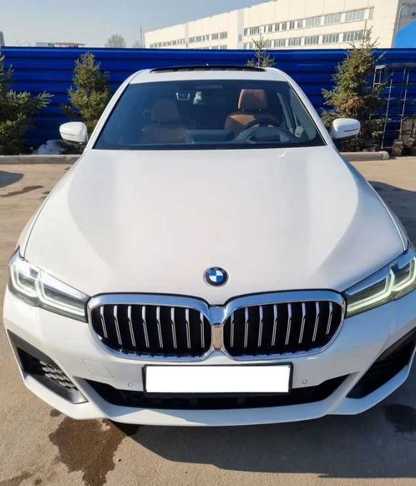 BMW 5 серия  2022