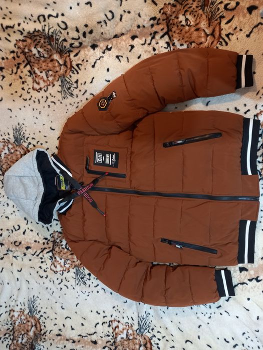 Куртка зимова чоловіча р. 50-54, тепла, стан нової