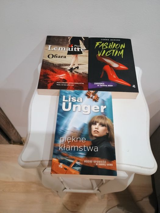 Trzy książki, czwarta gratis