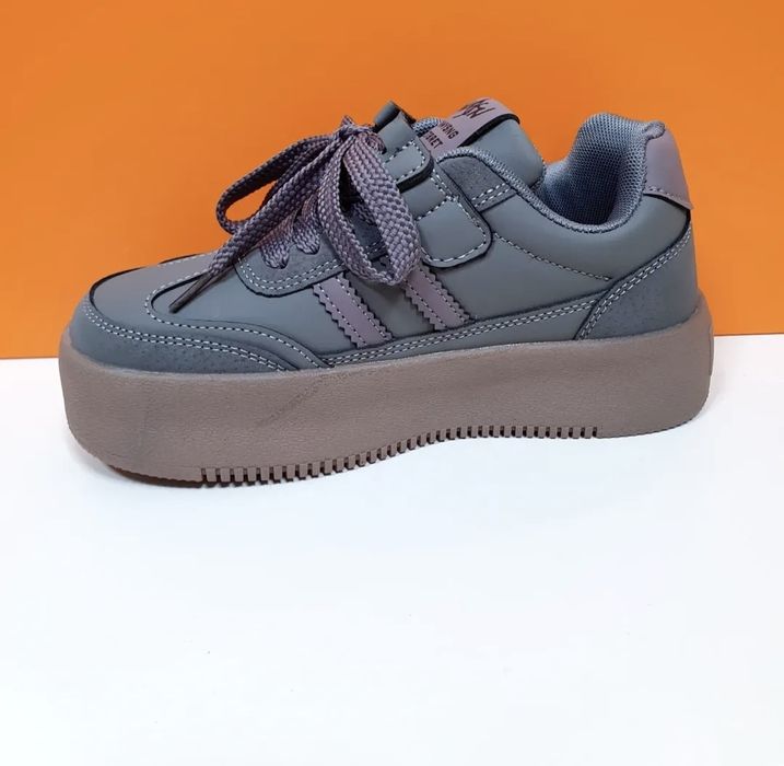 Красиві зручні кросівки кампуси туфлі 37р 24см