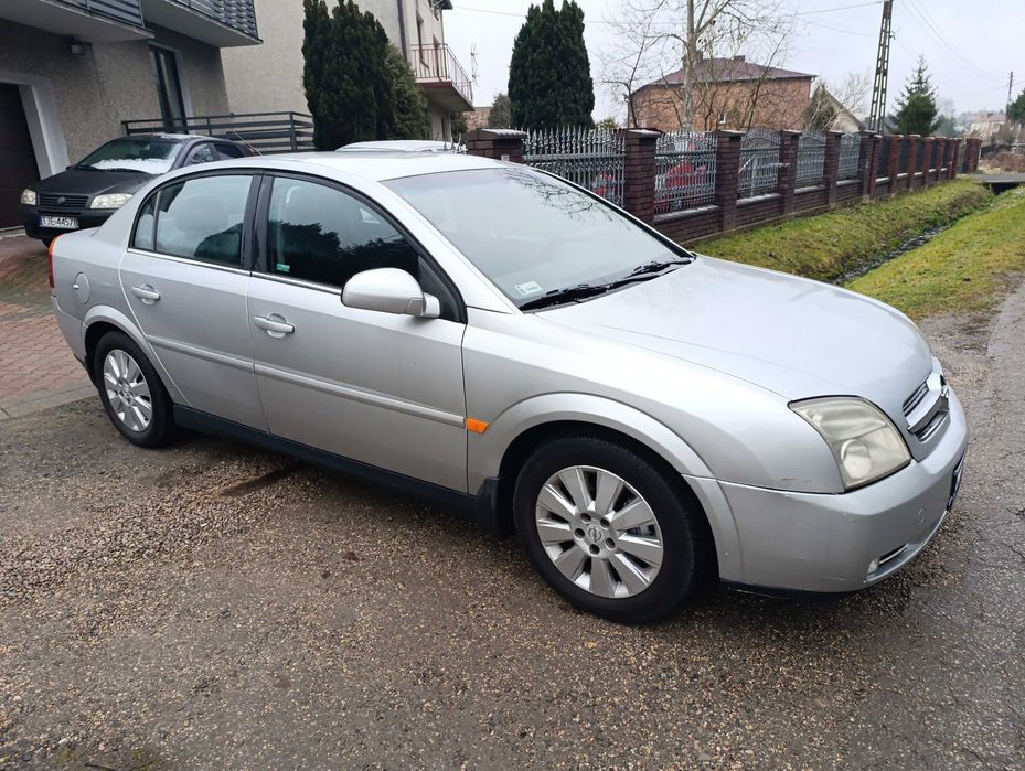 Opel Vectra c rok 2003 1.8 benzyna ważne opłaty