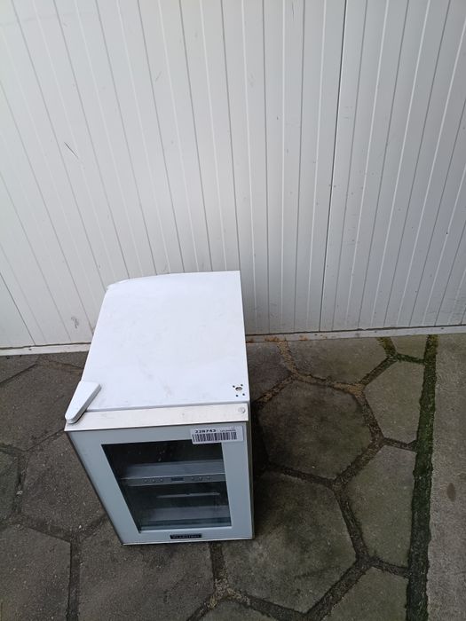 Klarstein Reserva lodówka dwustrefowa uszkodzona