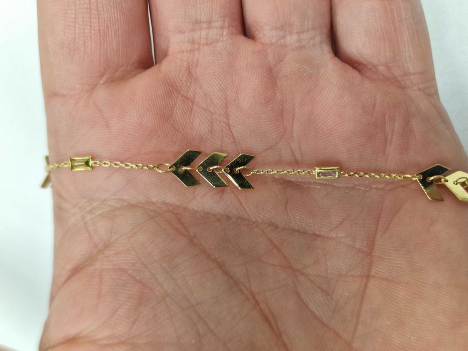 Złota bransoletka damska/ 585/ 1.71 gram/ 17 - 19 cm