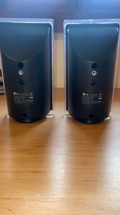 Colunas LG -como novas