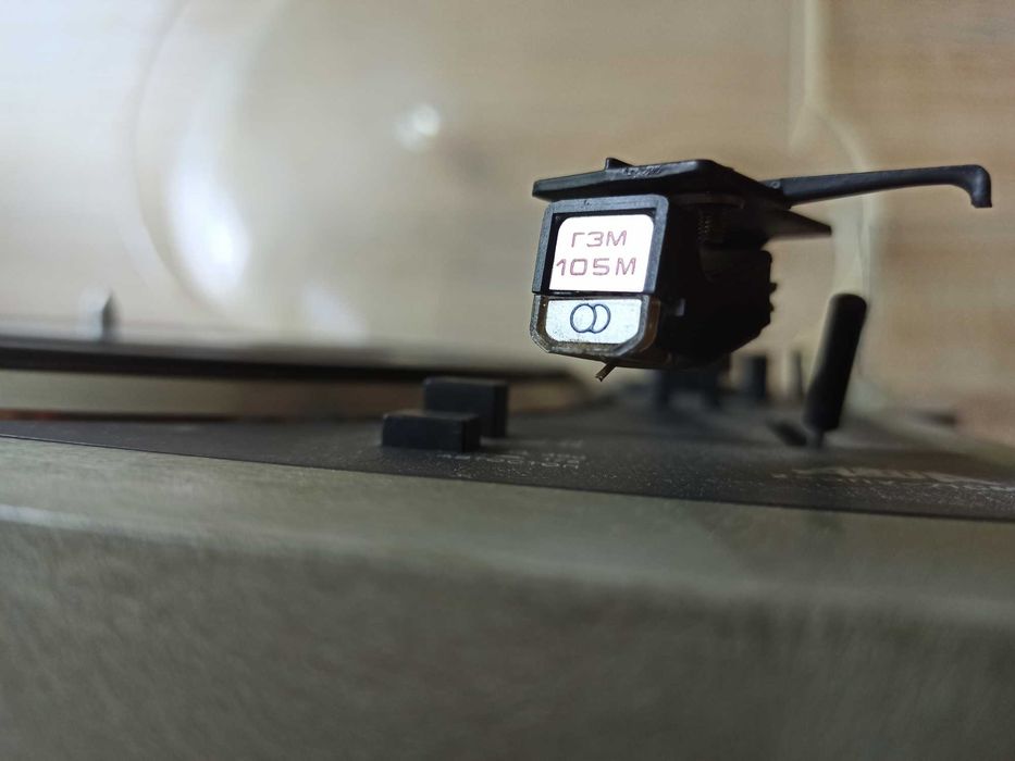 Проигрыватель винила РОБОЧИЙ Сонет-208 ГЗМ-105 БЕЗКОШТОВНА ДОСТАВКА